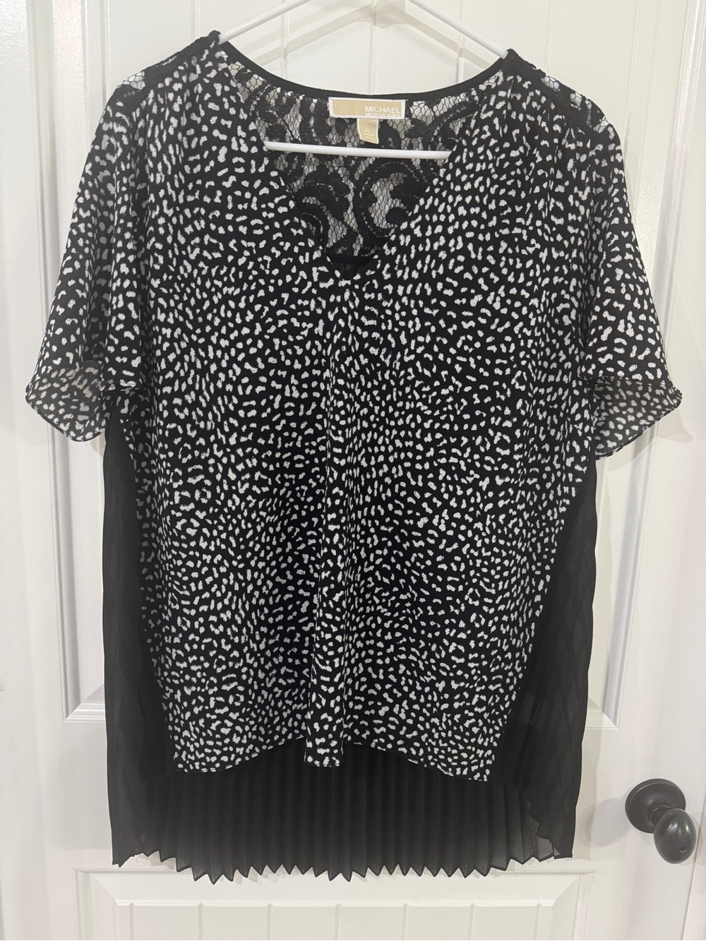Michael Kors Black & White Printed Pleated-Back Top